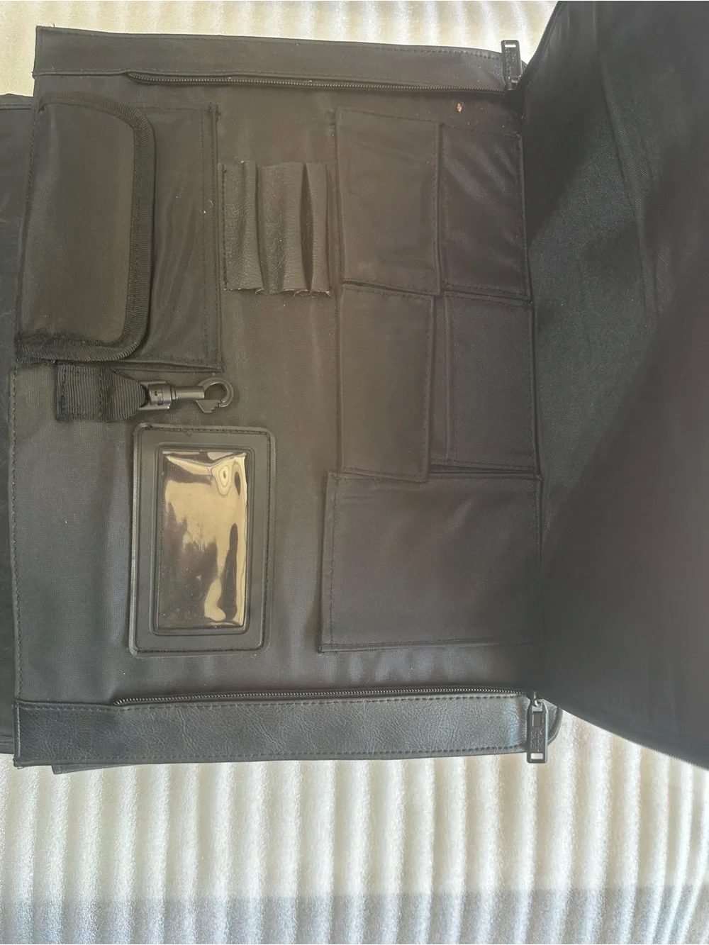 Leather Briefcase Messenger Bag in Black - Men’s Professional Carry